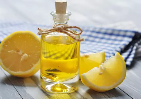 DETOXIFICAREA FICATULUI CU ULEI DE MĂSLINE ȘI LĂMÂIE