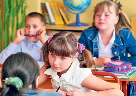 Elevii ar putea avea o nouă materie obligatorie de studiu. Nutriţia se va învăţa la şcoală