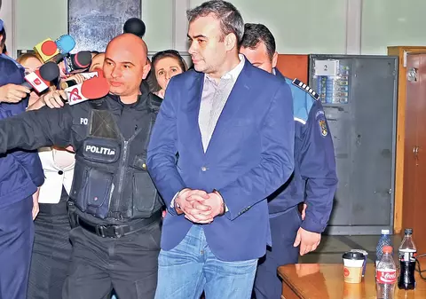 Naşul Vâlcov, turnat de finul deputat