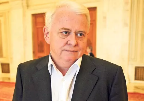 Răsturnare de situaţie în dosarul retrocedării pădurilor! Hrebenciuc, arest la domiciliu! Chiuariu poate părăsi România