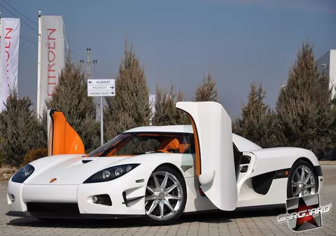 MASINA CARE A INTRAT IN CARTEA RECORDURILOR prezenta in premiera la un SALON AUTO din ROMANIA