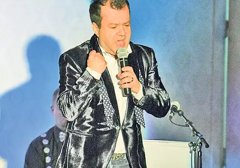 Jurcă din «La Bloc» a devenit Moştenesque