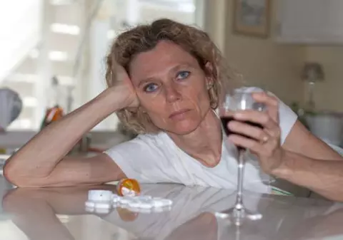 Combinaţia fatală de alcool şi pastille nu i-a adus sfârşitul 
