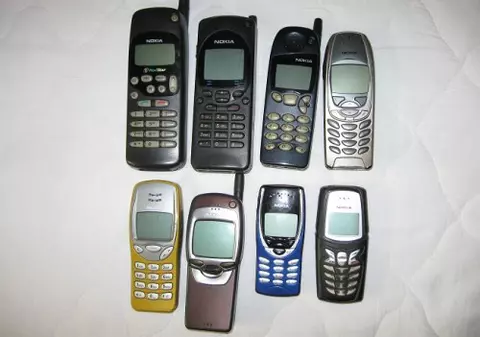 Ai un telefon Nokia vechi pe care nu-l mai foloseşti? Vinde-l cu 4.000 de lei