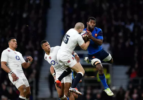 Francezul Nakaitaci a simțit că-i ”fuge de sub picioare” terenul de țintă englez! / VIDEO