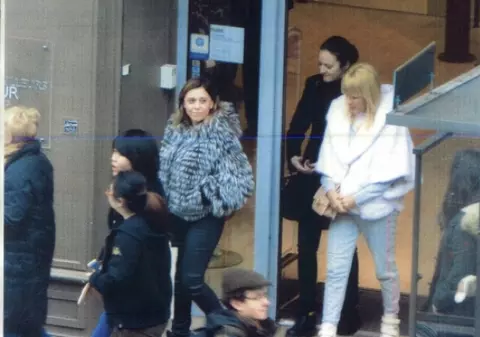 CSM: Alina Bica a încălcat Codul Deontologic, atunci când s-a afișat cu Elena Udrea, la Paris