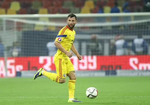 Răzvan Raț poate juca împotriva Insulelor Feroe. Iordănescu și-a conturat echipa