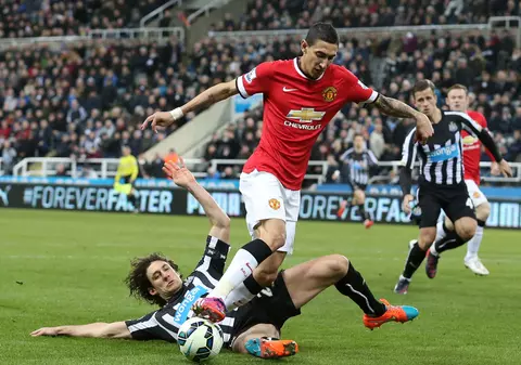 Tornada ”flegmelor”: doi jucători s-au scuipat ca în ”țigănie” / VIDEO