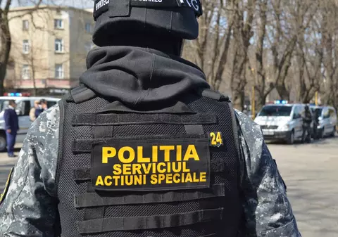 Acţiune în forţă la Constanţa! Mascaţii au descins acasă la Zoro!