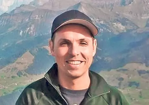 Răsturnare de situație în cazul tragediei din Alpi: Copilotul Andreas Lubitz informase Lufthansa că avea "depresie severă"