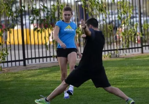 Înainte de meciul cu Gavrilova, Halep s-a apucat de un nou sport