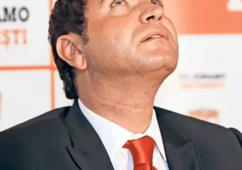 BORCEA și-a utilat CELULA ca ACASĂ 