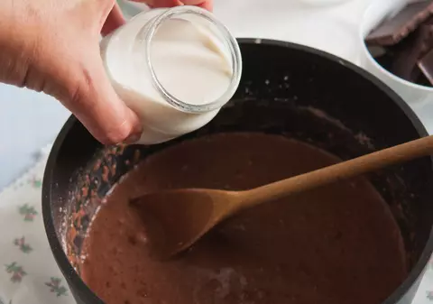 Cum să prepari CIOCOLATA CALDĂ perfectă!