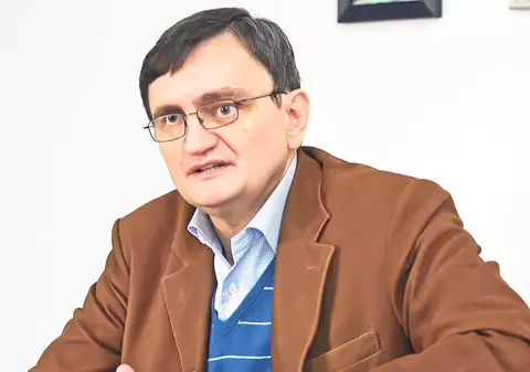 VICTOR CIORBEA îi scoate pe șefii aresturilor la ”VORBITOR”