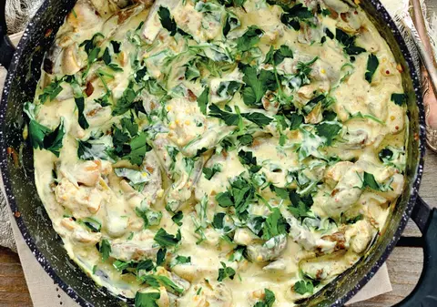 Ciulama de ciuperci champignon