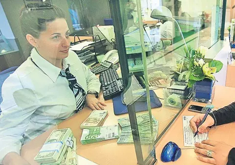 EXCLUSIV. Conversia creditelor la curs istoric. Politicienii se ceartă, românii plătesc scump