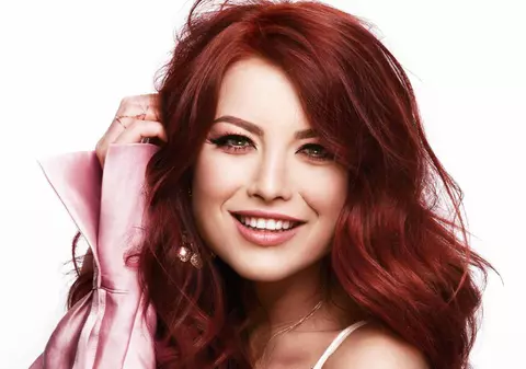 Elena Gheorghe, COMPLET NEMACHIATĂ! Îți place cum arată? | FOTO ÎN ARTICOL