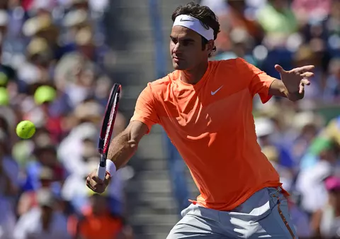 Roger Federer l-a UMILIT pe Tomas Berdych la Indian Wells! Cu cine joacă în semifinale