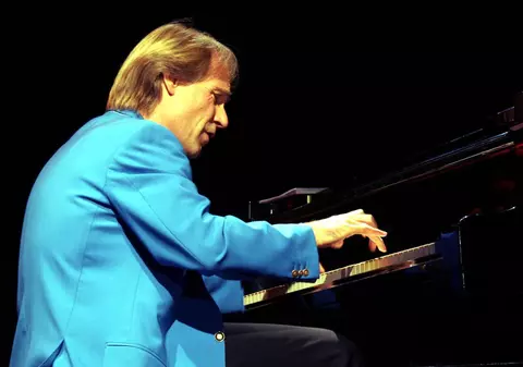 SUPER-SPECTACOL! Ce a pregătit Richard Clayderman pentru concertul din București
