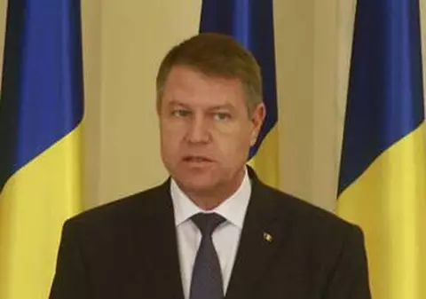 Iohannis, la 100 de zile de mandat. Ce spune despre PRIMA DOAMNĂ și despre faptul că vorbește puțin
