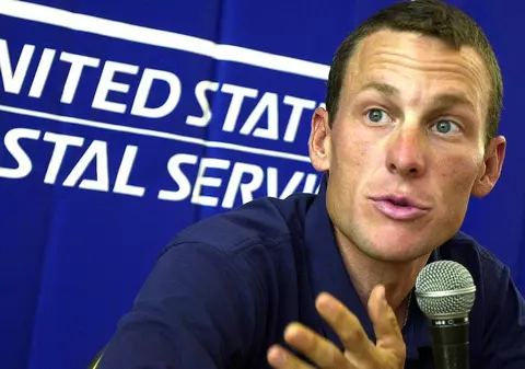 Lance Armstrong revine în Turul Franței. Întoarcerea, considerată o bătaie de joc