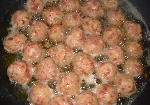 Cum să faci cele mai bune chifteluţe din carne