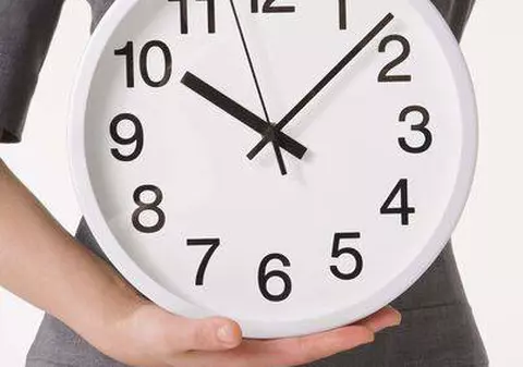 CÂND SE SCHIMBĂ ORA 2015. Vezi când trecem la ORA DE VARĂ 2015 