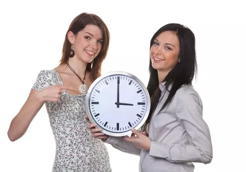 ORA DE VARĂ 2015. Cum a trecut România la practica SCHIMBĂRII OREI