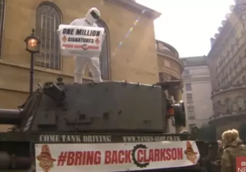 Au mers cu TANCUL la televiziune ca să nu-l dea afară pe Jeremy Clarkson | VIDEO