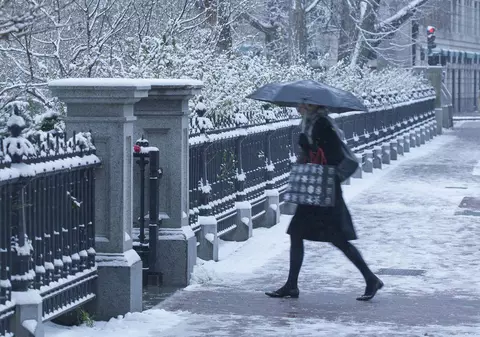 IARNĂ CA ÎN DECEMRIE. De când se încălzește vremea