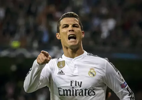 Cristiano Ronaldo a egalat recordul de goluri deținut de Raul la Real Madrid: 323 / VIDEO