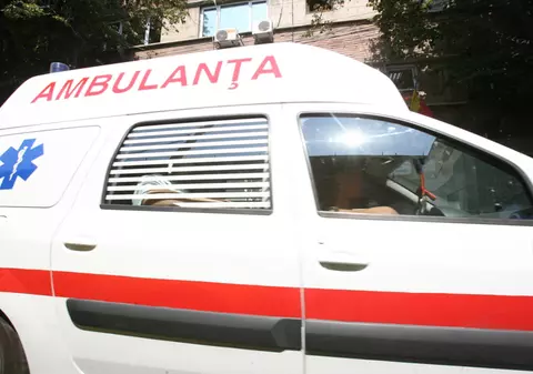 Scene dramatice la ”Ferma vedetelor”. Un cunoscut actor a fost luat cu Ambulanţa