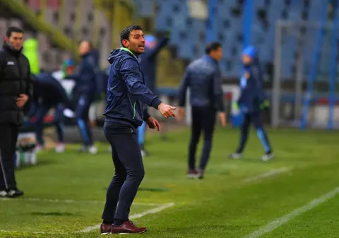 ”Mi-e lehamite. Trebuie să se schimbe ceva, altfel mergem în direcția greșită. Nu de la arbitri, că ei sunt puțin tra-la-la, ci de sus!” - Eugen Trică, antrenorul echipei CFR Cluj
