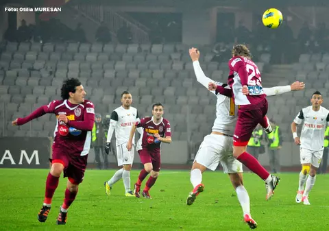 Semifinalele Cupei României: CFR CLUJ - "U" CLUJ 0-0. Varză a la Cluj!