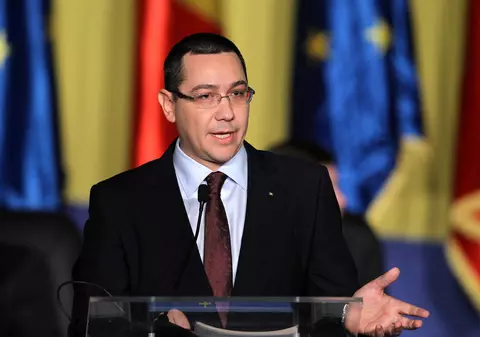Mâna dreaptă a lui PONTA îl vrea pe PREMIER în BOXĂ  