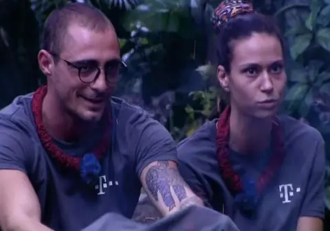 S-a înfiripat ceva! Primul CUPLU din JUNGLĂ: Vladimir și casnica de la Masterchef: "Ce o crede soțul tău despre tine?", a luat-o la întrebări Lasconi