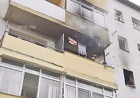 Apartament blestemat să ardă