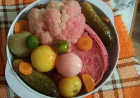 Îţi plac murăturile? Uite ce boli tratează!