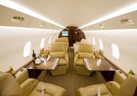 Avion de LUX pentru Klaus Iohannis! Uite cu ce zboară președintele