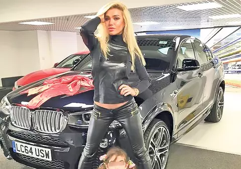 Un bolid de 50.000 € de la «iepuraş» | Loredana (ex Trident) sărbătoreşte în avans