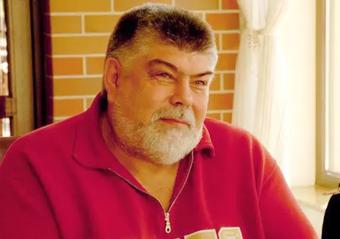 EXCLUSIV | Nu există diagnostic pentru Ilie Micolov! Autorul șlagărului «Dragoste la prima vedere» se luptă orbește cu boala