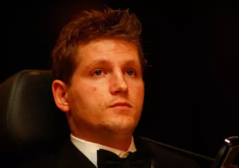 Un vraci promite să-l facă bine pe Mihai Neșu. ”Dacă în două luni nu îl pun pe picioare, îi dau 100.000 de euro”! VIDEO