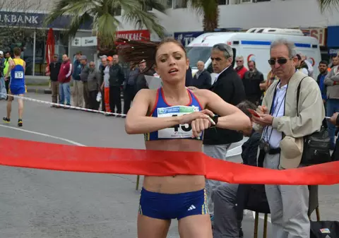 Un ”aur” și două ”bronzuri” la Campionatul Balcanic de marș