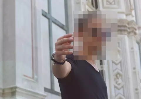 UN CUNOSCUT CÂNTĂREŢ de la noi are PROBLEME CU LEGEA. A crezut că-i păcăleală de 1 aprilie, dar poliţiştii nu s-au amuzat