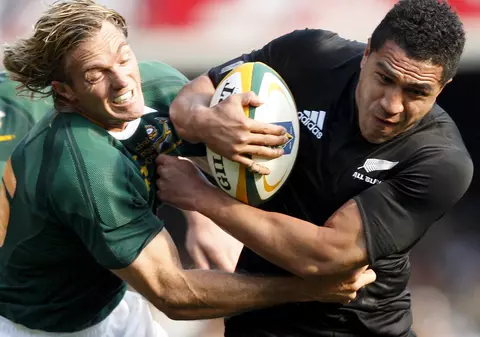 Muliaina, campion mondial la rugby, a fost arestat / VIDEO