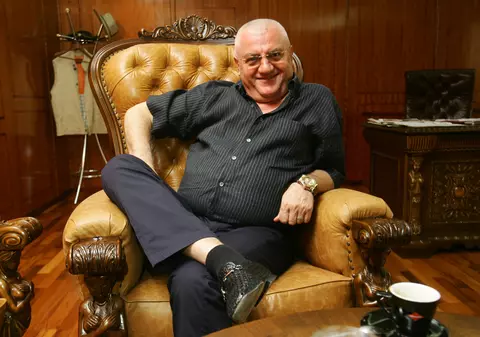 Dragomir a ales titlul pentru cartea pe care vrea s-o arunce pe piață