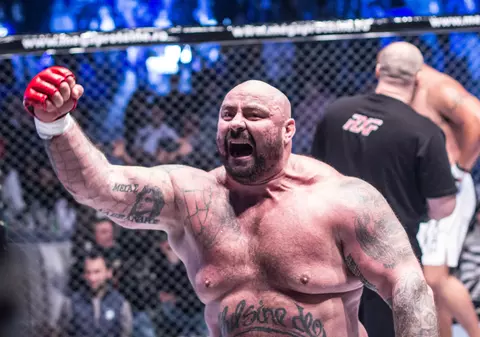 Meci tare la Cluj: Alexandru Lungu vs Jeff Monson! GALERIE FOTO