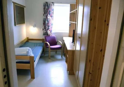 EXCLUSIV / Nu o să-ți vină să crezi cum arată o CELULĂ din PUȘCĂRIILE DANEZE! 