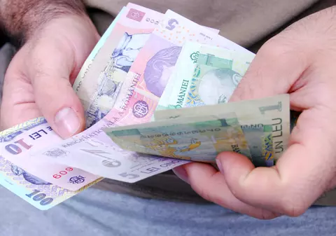 Cât costă un vot pentru postul de viceprimar la țară? Primarul face jocurile!