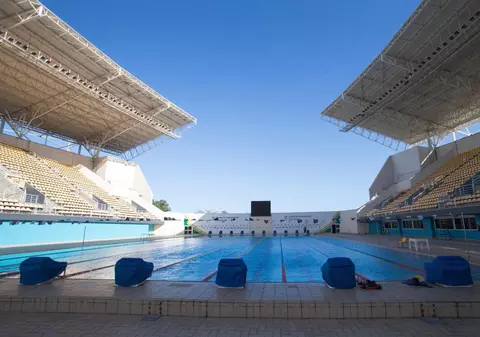 O bătrânică de 100 de ani, record mondial la natație 